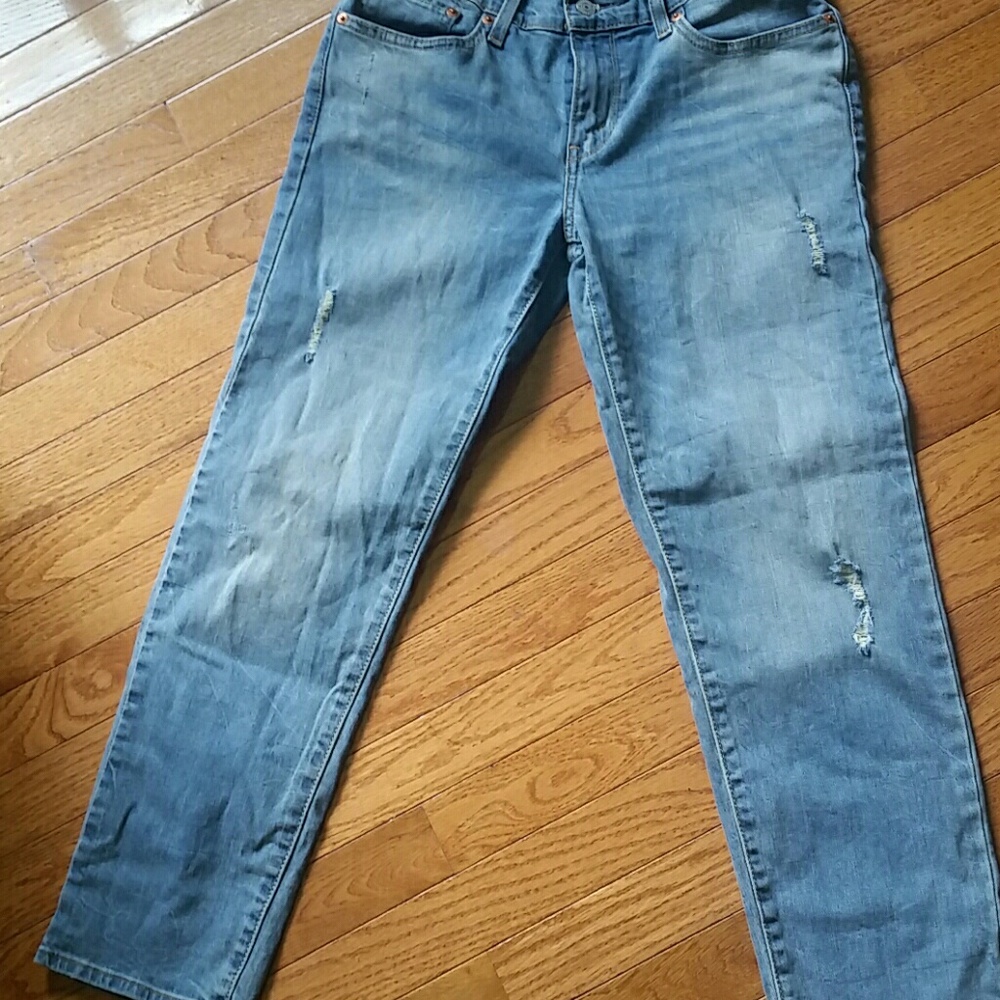 Boyfriend blue jeans